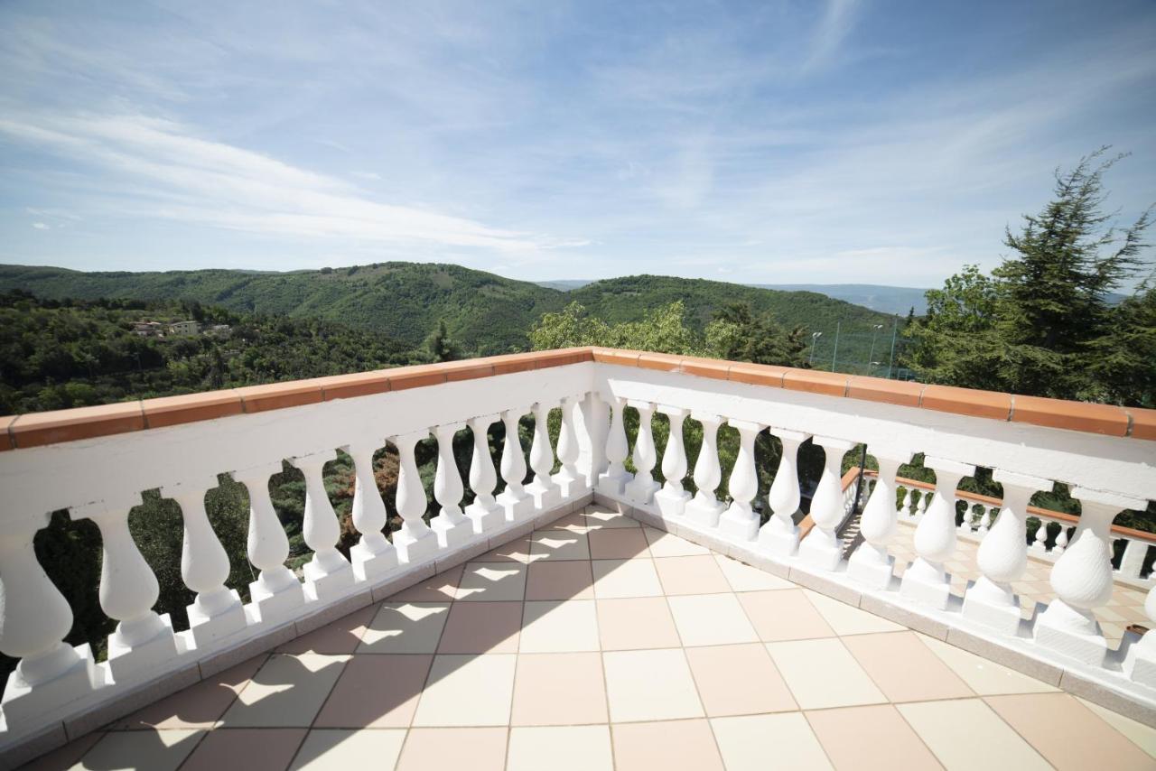 B&B Belvedere Ischitella Bagian luar foto