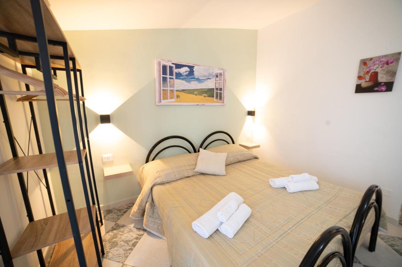 B&B Belvedere Ischitella Bagian luar foto