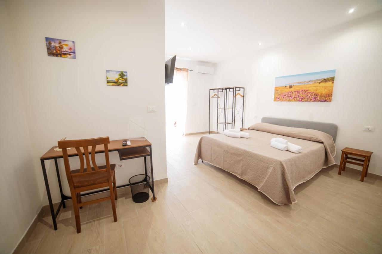 B&B Belvedere Ischitella Bagian luar foto
