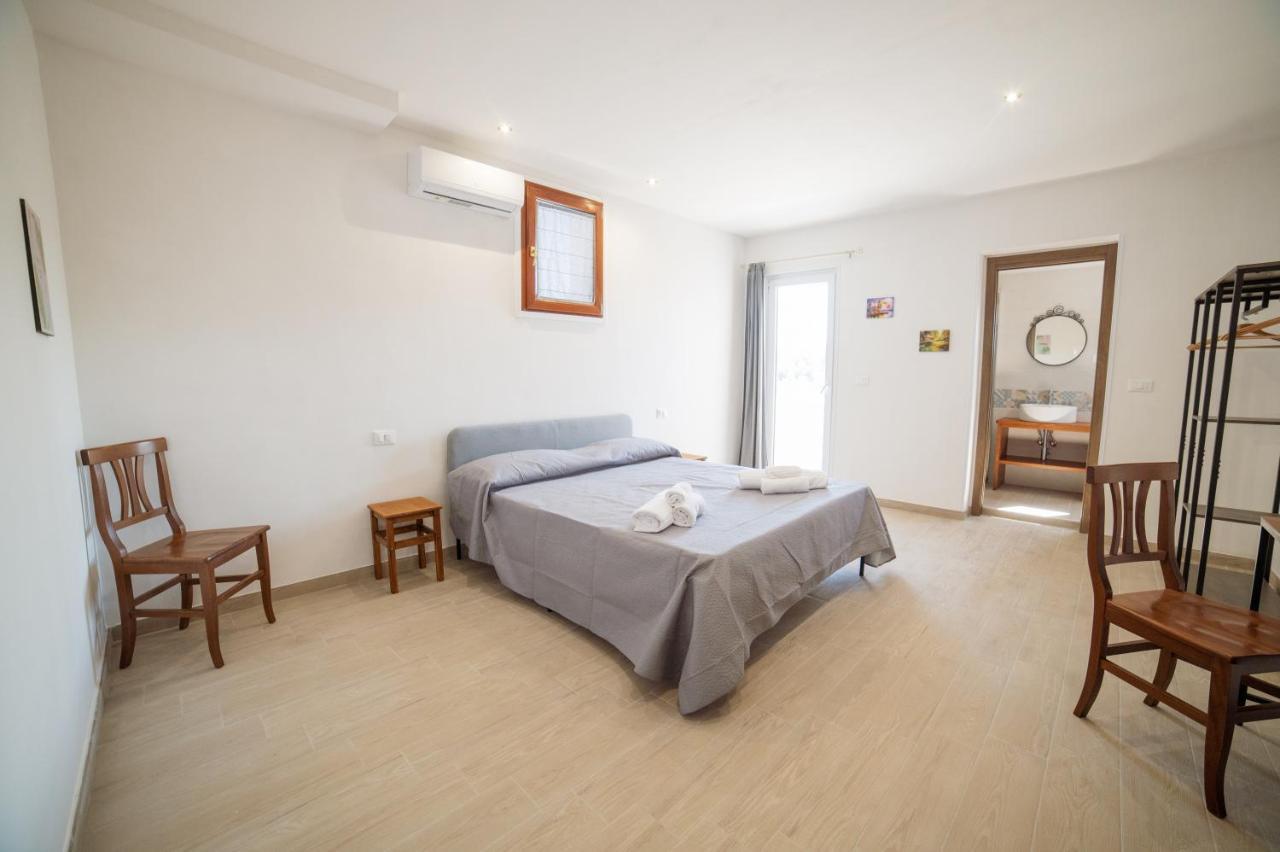 B&B Belvedere Ischitella Bagian luar foto