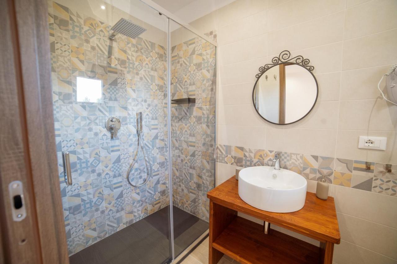 B&B Belvedere Ischitella Bagian luar foto
